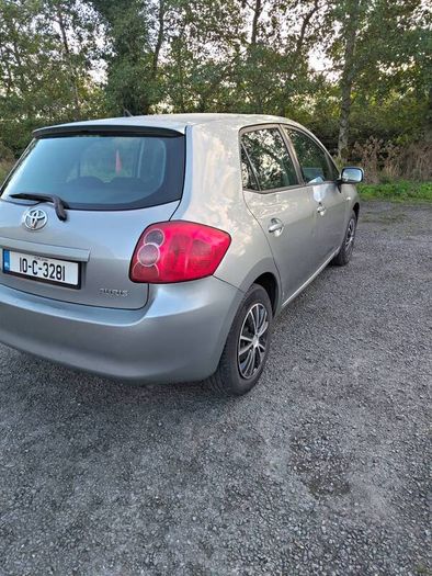 2010 Toyota Auris