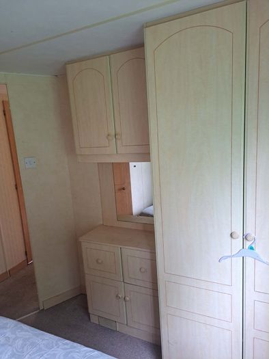 mobile home (open to offer)