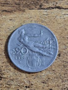 Italy 1920, 20 Centesimi Coin - free standard postage