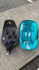 Cybex platinum infant car seat and Isofix base Q-Fix