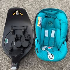 Cybex platinum infant car seat and Isofix base Q-Fix