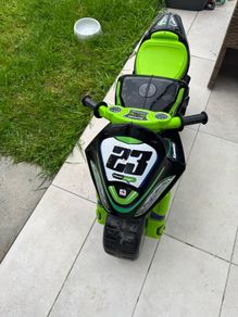 Injusa Kawasaki Ride-On Motorbike for kids
