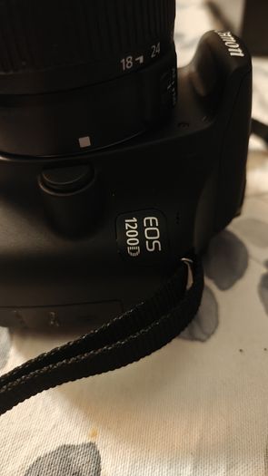 Canon EOS 1200D DSLR Camera plus 18-55mm Kit Lens