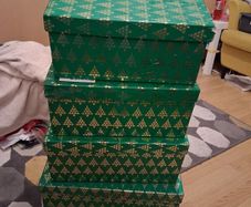 4 stacking boxes