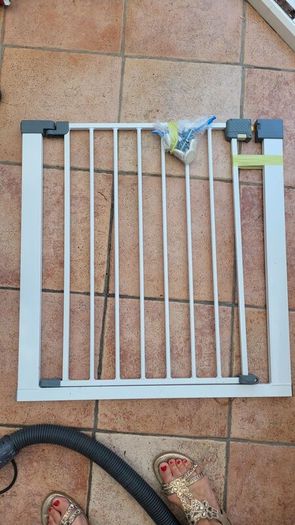 baby stair gate