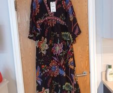 Zara Black  Dress.  S. XS- 10.  B.N.W.T