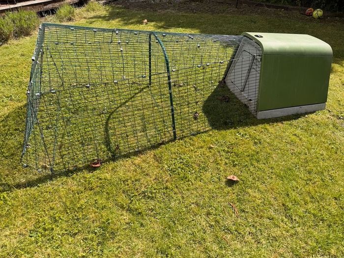 Omlet Eglu Rabbit / Guinea Pig Hutch