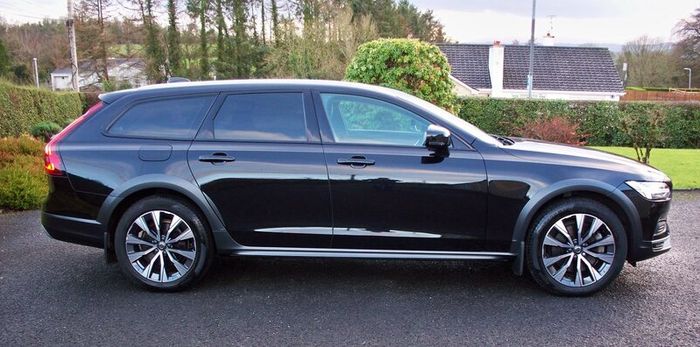 Volvo V90 2.0 B5D Cross Country 5dr AWD Auto
