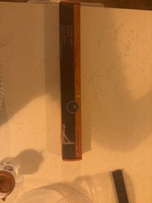 Folding shelf bracket