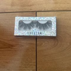 lashes
