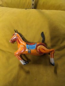 RARE VINTAGE Wind Up Daiya Trademark Dancing Horse