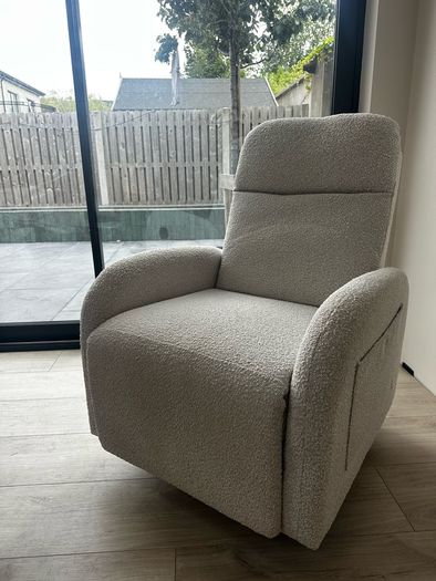 Recliner / Nursing Chair