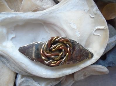 Celtic style brooch,Brooch,Jewellery,Free post