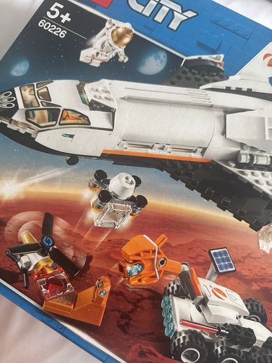 Lego City Mars Research Shuttle Brand New