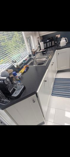 Ivory Shaker Style Kitchen For Sale