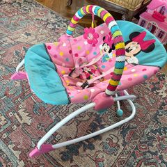 FREE Minnie Mouse baby chair