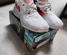 Addidas
