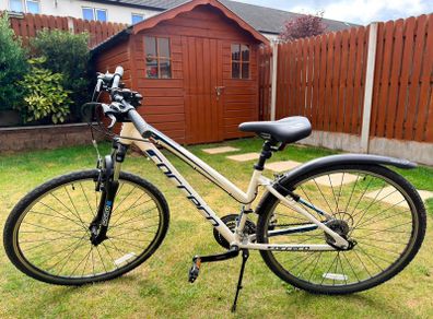 Bicycle carrera