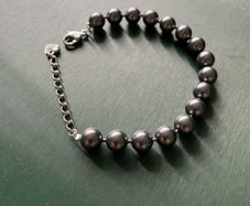 Genuine Swarovski grey pearl bracelet