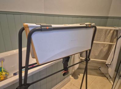 Baby bath with stand