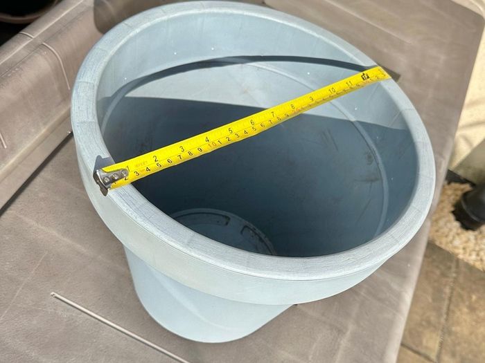 planter pots elho