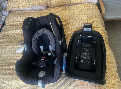 baby carseat