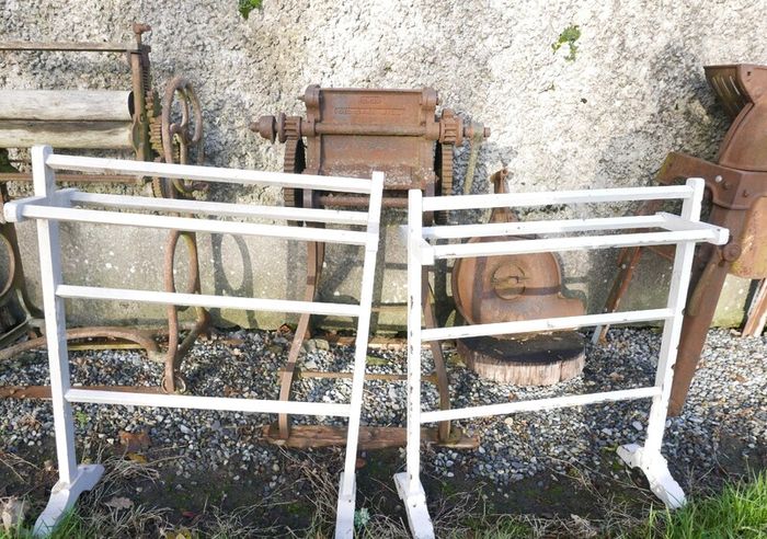 Vintage 19th Century White Painted Mahogany Towel Stand, C1880 (30 each)