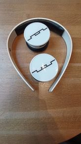 Headphone
