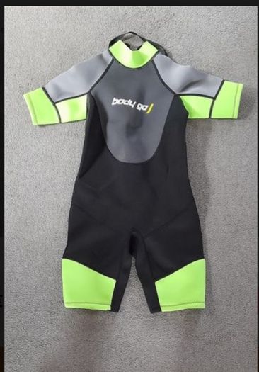 Wetsuit