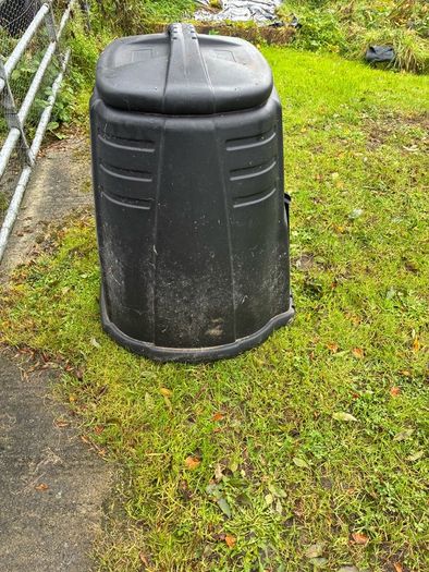 compost bin