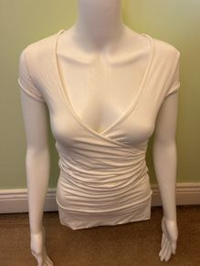 White top/tunic