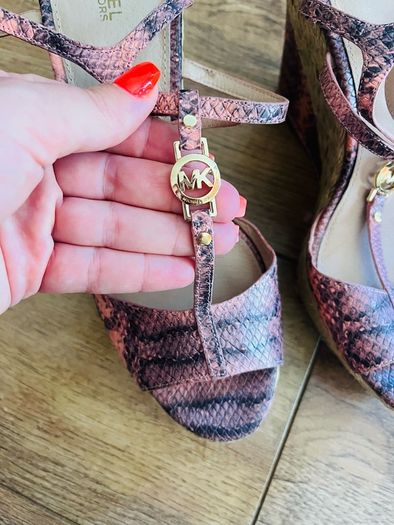 Michael Kors wedges sneak print leather
