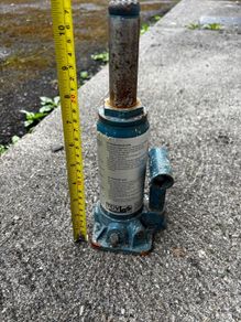 Hydraulic jack