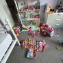 Barbie dream house, ambulance, 15+ dolls and accessories Image 6