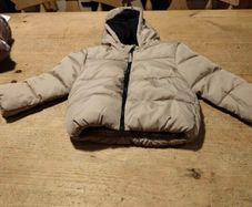 Boys F&F Jacket, like new. 12/18 months Height 86cm, 12.5 kg, 49 cm. 100% recycled polyester.