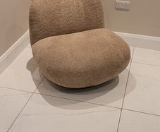Mads Swivel Accent Chair