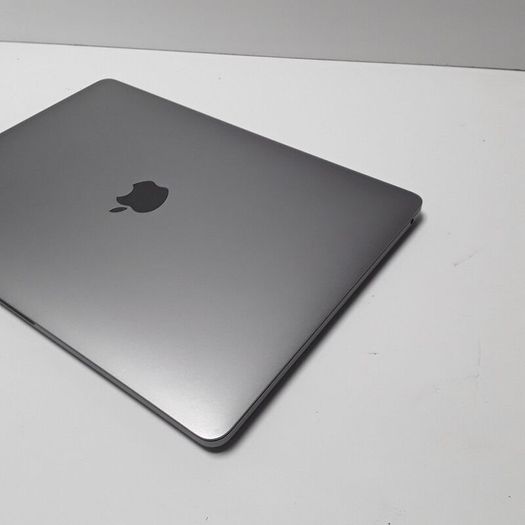 Apple MacBook Pro 13-inch M1 (2020) | 8GB RAM | 500GB SSD | Touch Bar | Space Grey