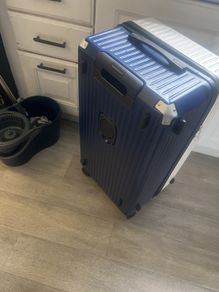 Lovely Japan, stylish suitcase