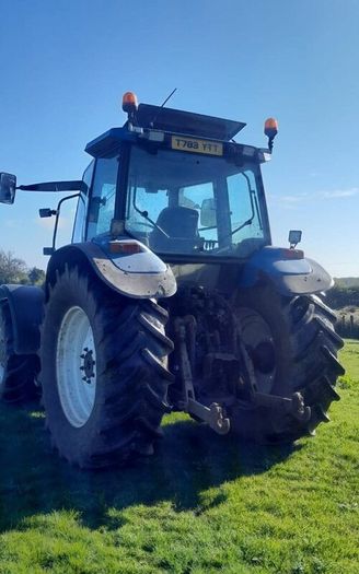 New Holland Tractor 8360