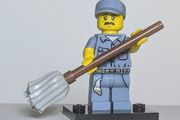 Lego Minifigures - Series 15 - Janitor