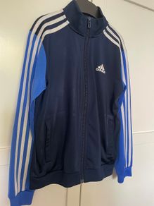 Boys Adidas top size 9/10 years old
