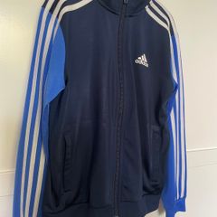 Boys Adidas top size 9/10 years old