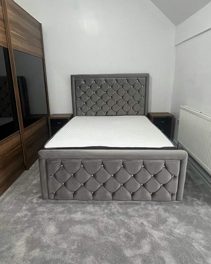 Double Small Double 4ft 4ft6 Ottoman Storage Beds