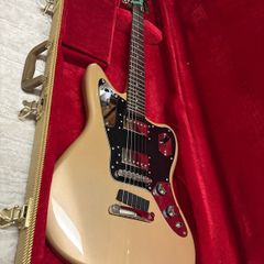 Squier Contemporary Jaguar HH Shoreline Gold + Upgraded Pots