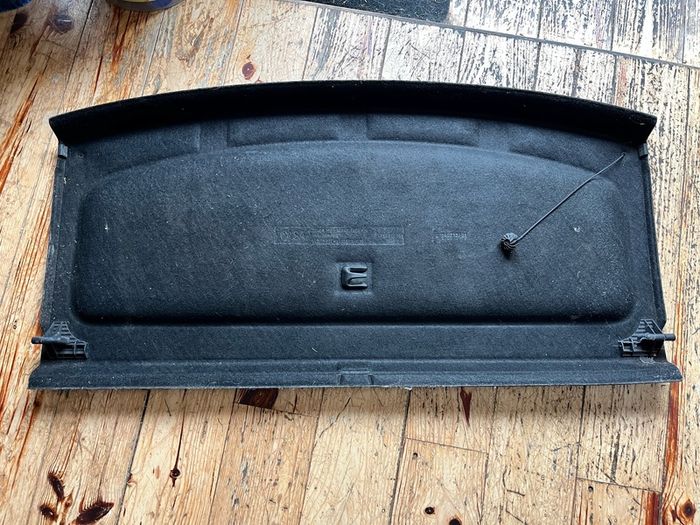 VW Golf car boot shelf/cover