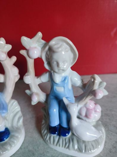 SET OF Boy & Girl PORCELAIN Figurines Blue / White.