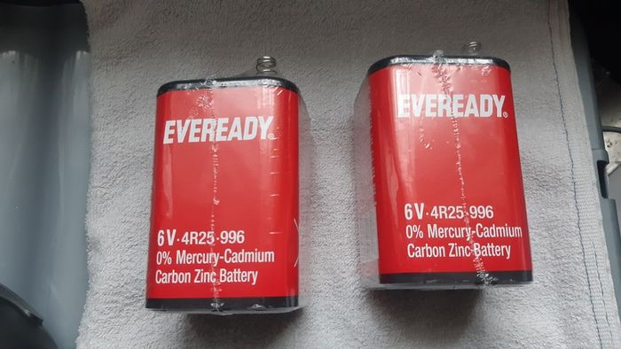 Eveready 6v Lantern Battery Batteries 996 4R25 1209
