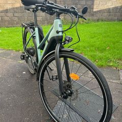 Like new! B'Twin Elops 500 Electric Bike