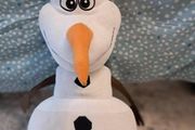 Large Olaf the snowman