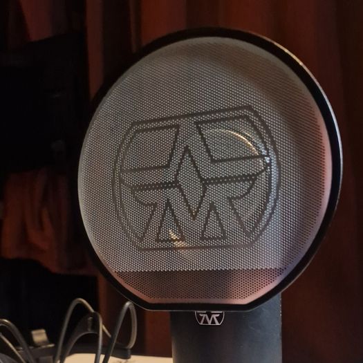 Aston Microphones Element